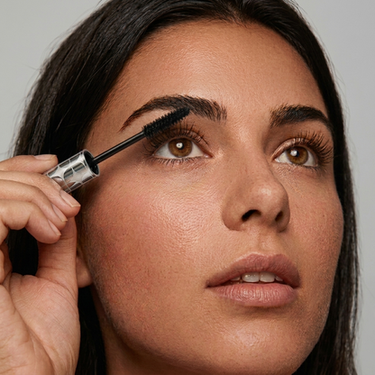 Mascara mit Wachstumsserum
